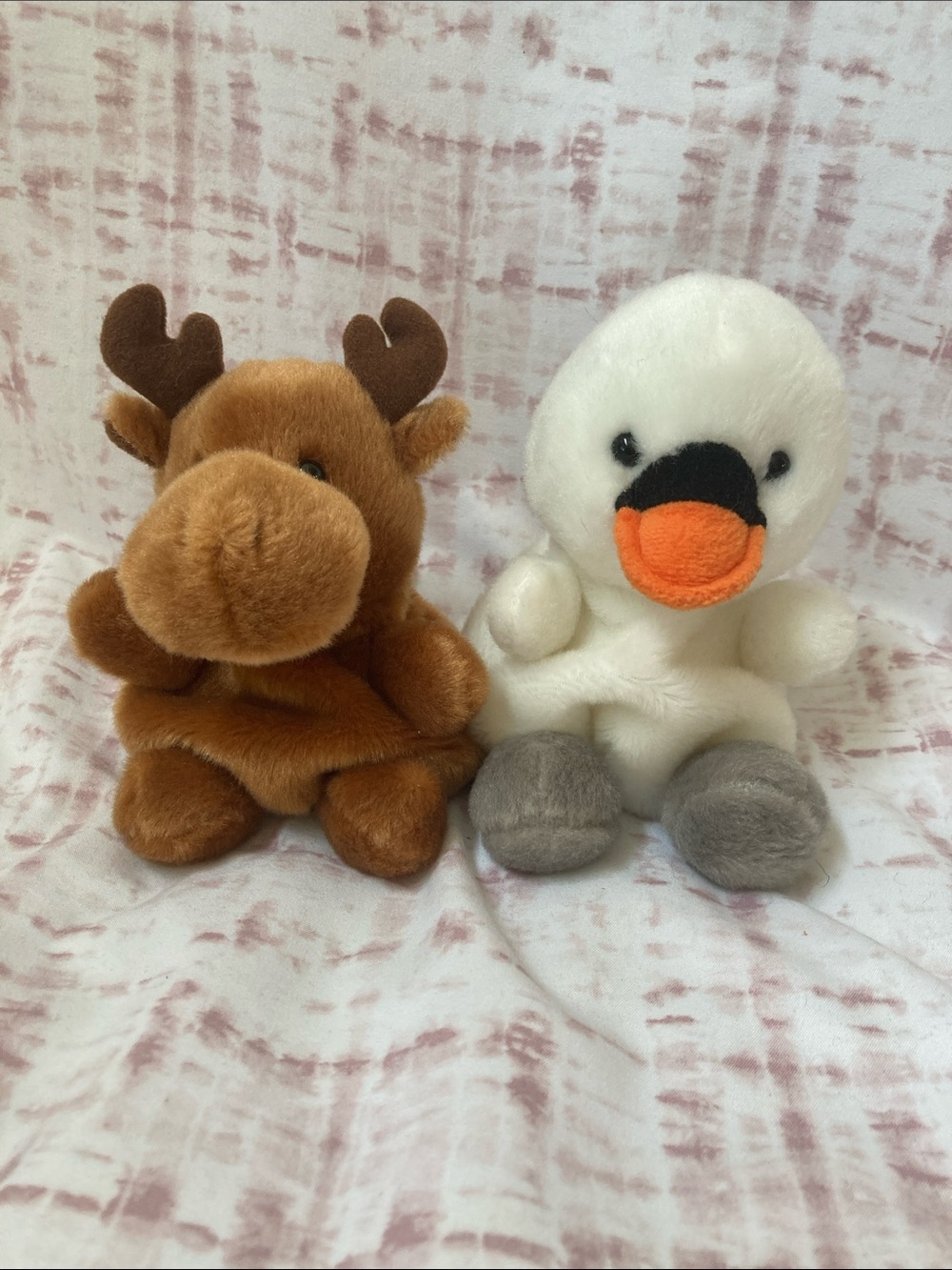 AURORA Palm Pals Alina Swan, & Moose bundle 13cm